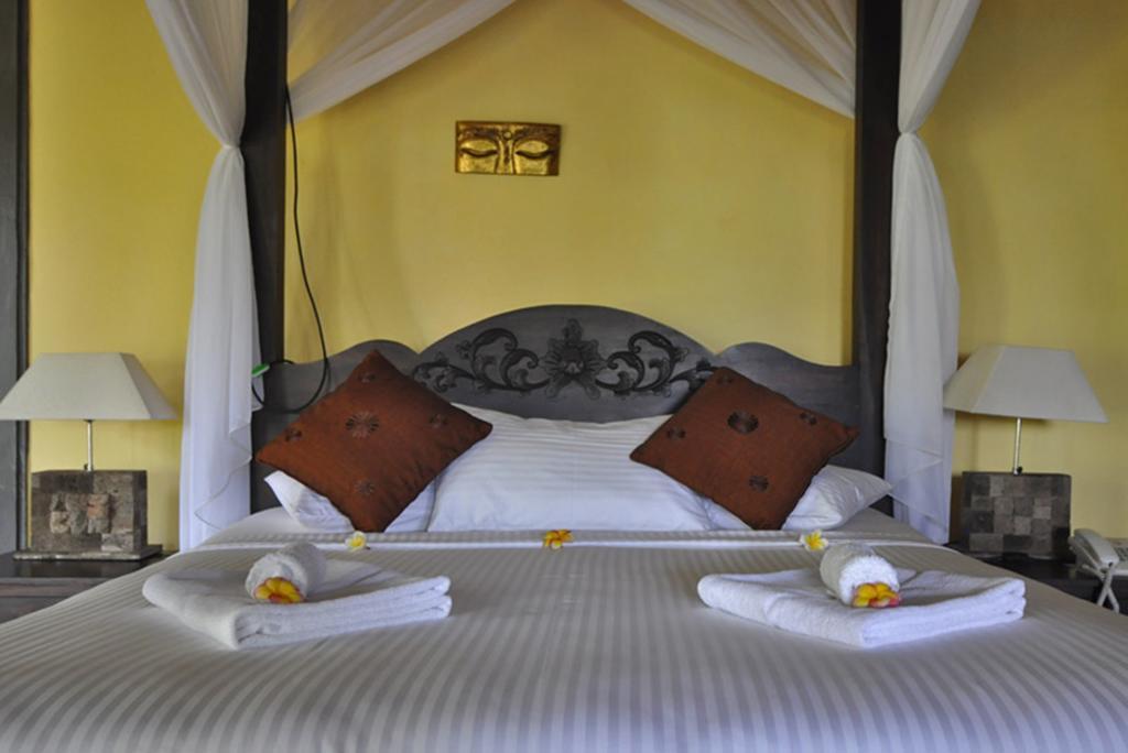 Puri Mangga Sea View Resort And Spa Lovina Zimmer foto