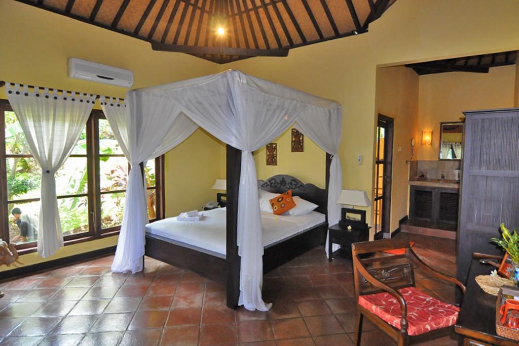 Puri Mangga Sea View Resort And Spa Lovina Exterior foto