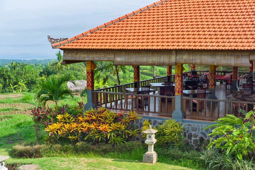 Puri Mangga Sea View Resort And Spa Lovina Exterior foto
